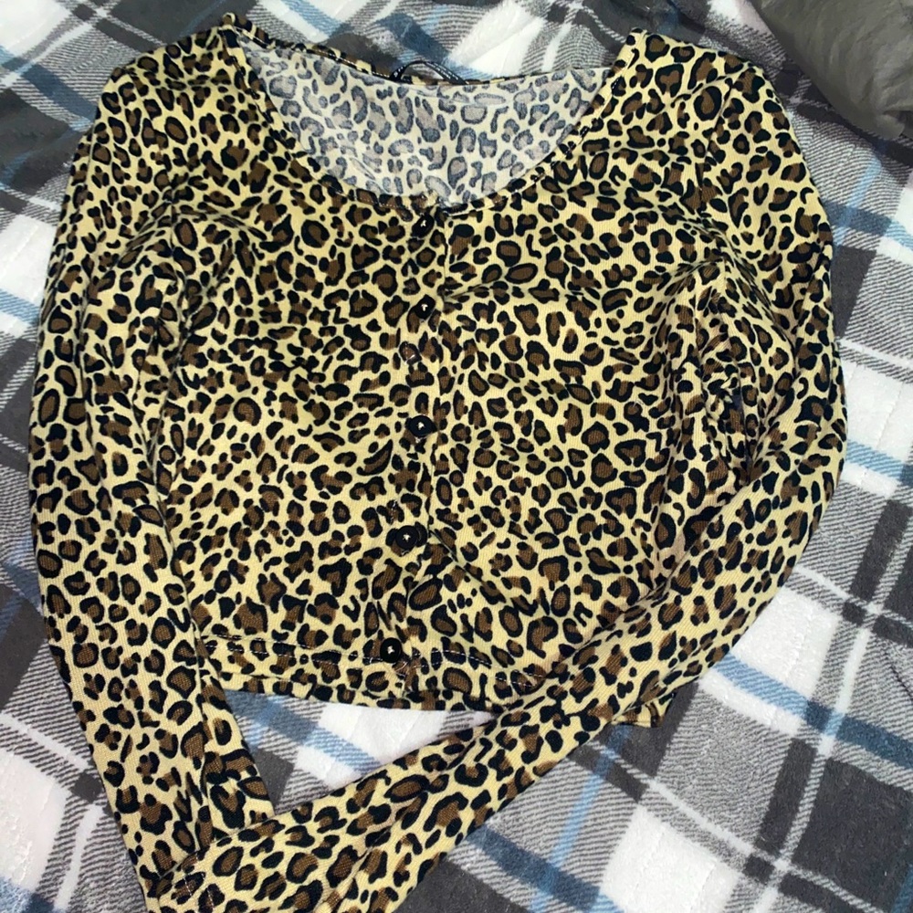 Women’s SHEIN cheetah top